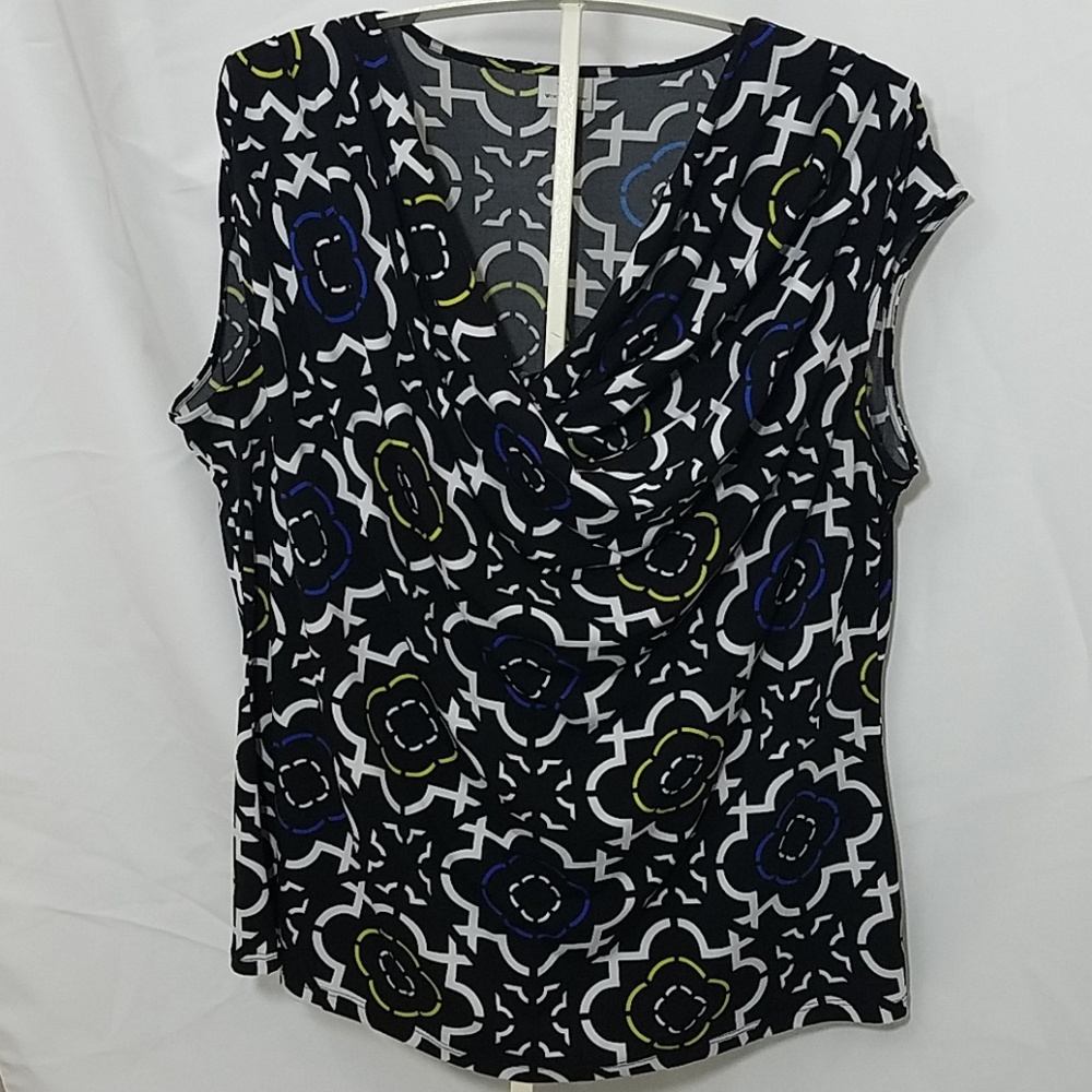 Worthington Sleeveless Scoop Neck Blouse